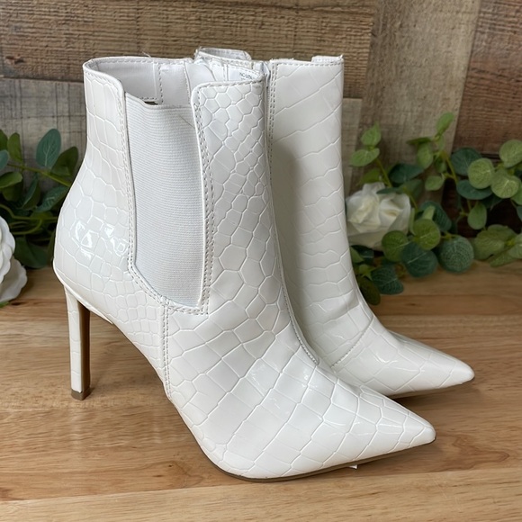 International Concepts Katalina Pointed-Toe Booties 5.5M - Picture 6 of 6